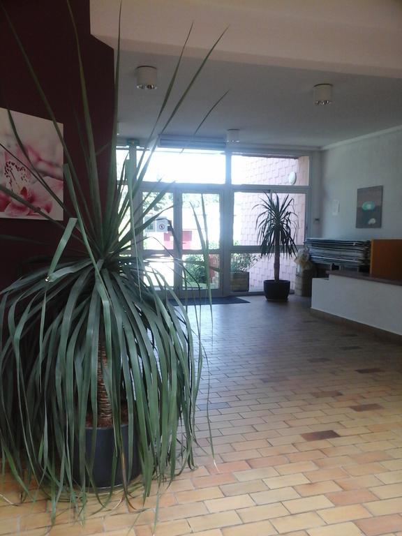 Appartamento Les Pavillons Du Rooy Salies-de-Béarn Esterno foto